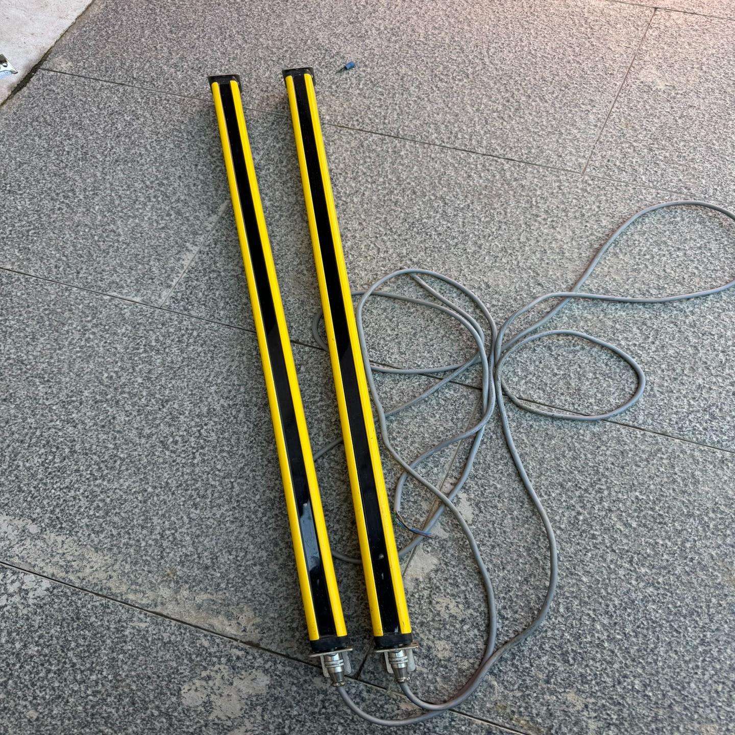 莱恩MC1640安全光栅光幕传感器 全面解析与675厘米总长度的应用优势